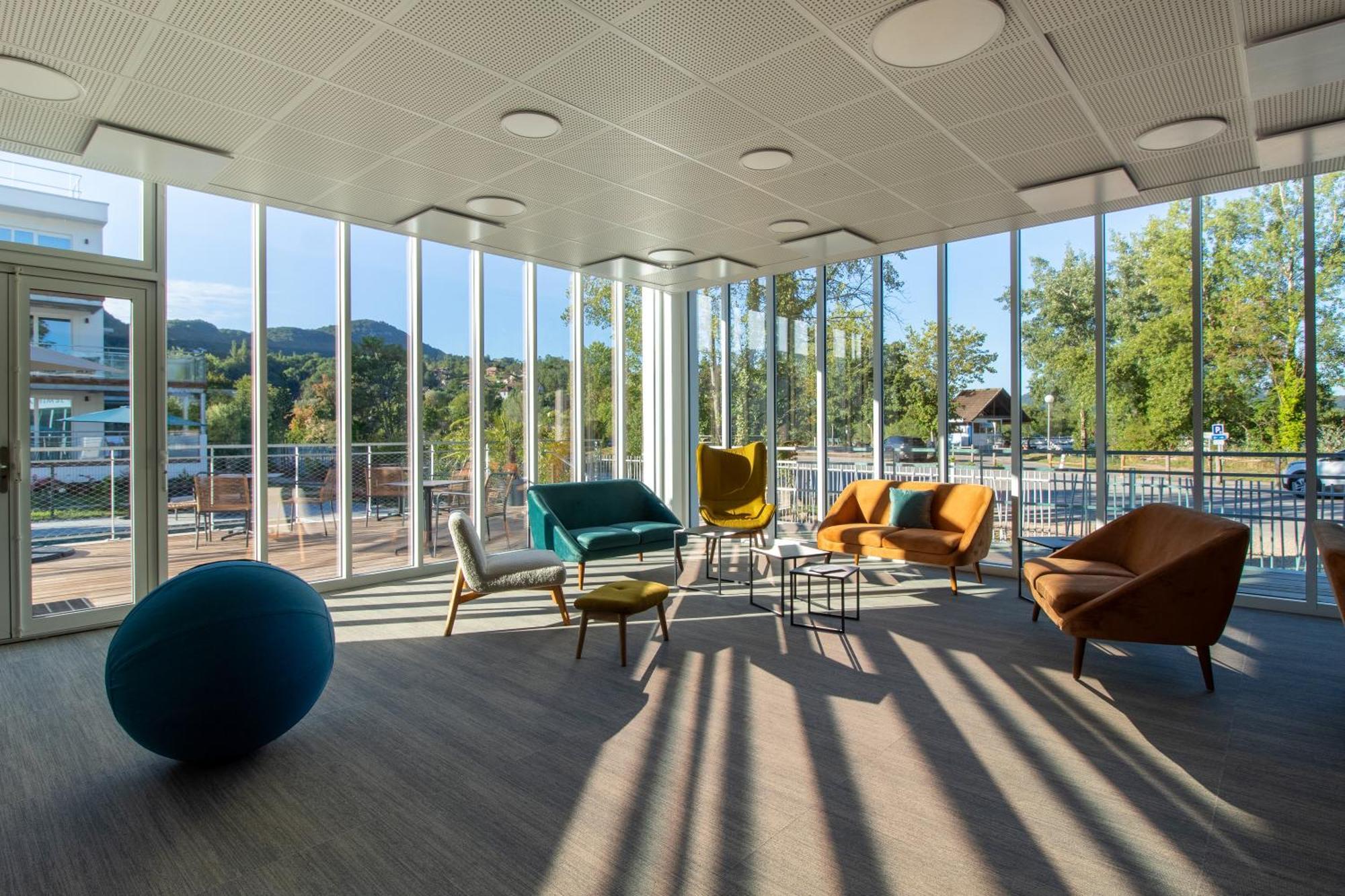 Shana Hotel & Residence Chanaz Εξωτερικό φωτογραφία
