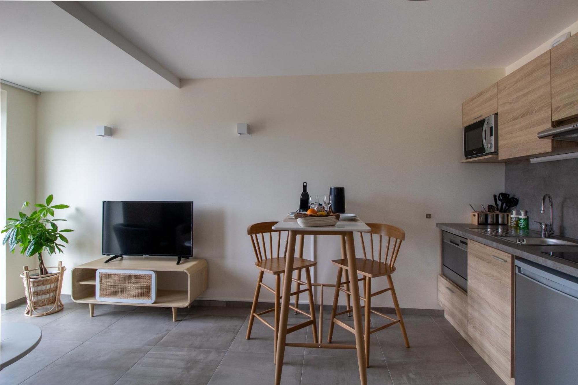 Shana Hotel & Residence Chanaz Εξωτερικό φωτογραφία